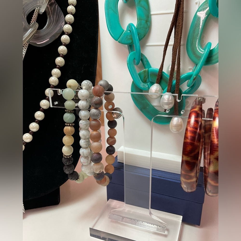 Jewelry Bundle #12 - Picture 3 of 7